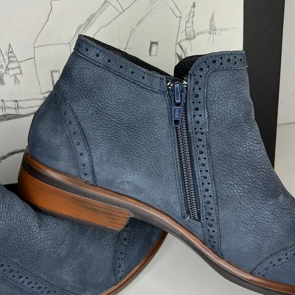 Naot Nefasi Boot Navy Velvet Nubuck Men’s Size US 9 - Picture 6 of 16